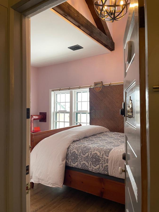 Carriage House Bed & Breakfast วิโนนา ภายนอก รูปภาพ