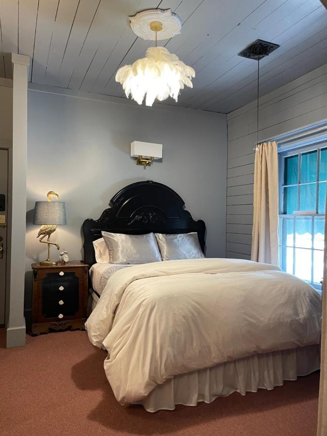Carriage House Bed & Breakfast วิโนนา ภายนอก รูปภาพ